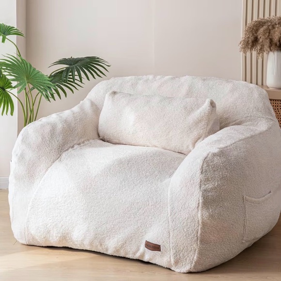 Cozy Cream Sherpa Lounge Chair Cover